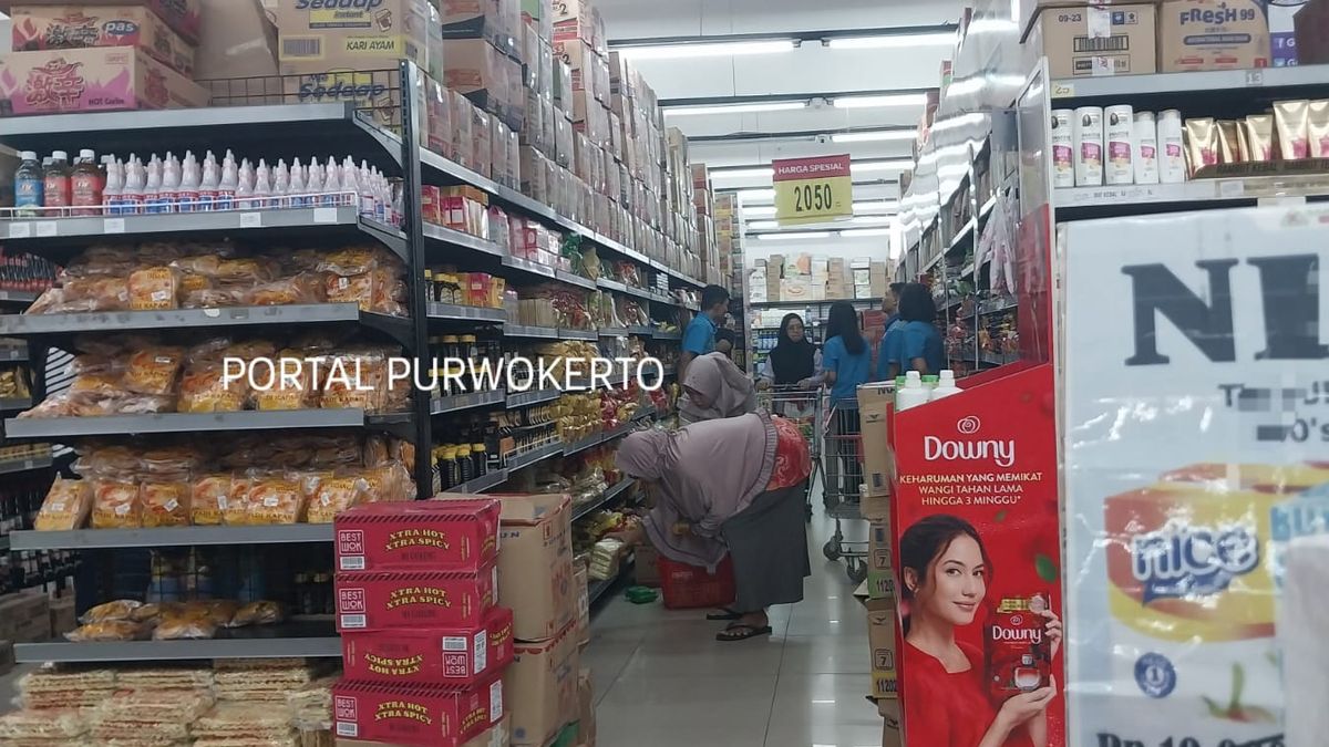 Amora Service Center: Solusi Terbaik untuk Perawatan HP di Cilacap